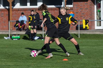 Bild 45 - Frauen TSV Vineta Audorg - SV Friesia 03 Riesum Lindholm : Ergebnis: 2:4